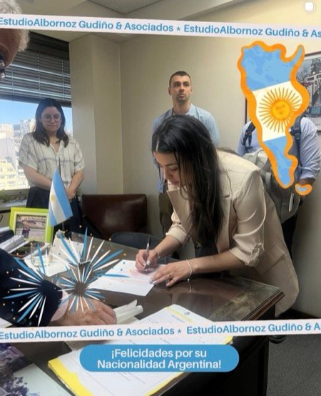Signing ceremony at the Libertad 731 courthouse